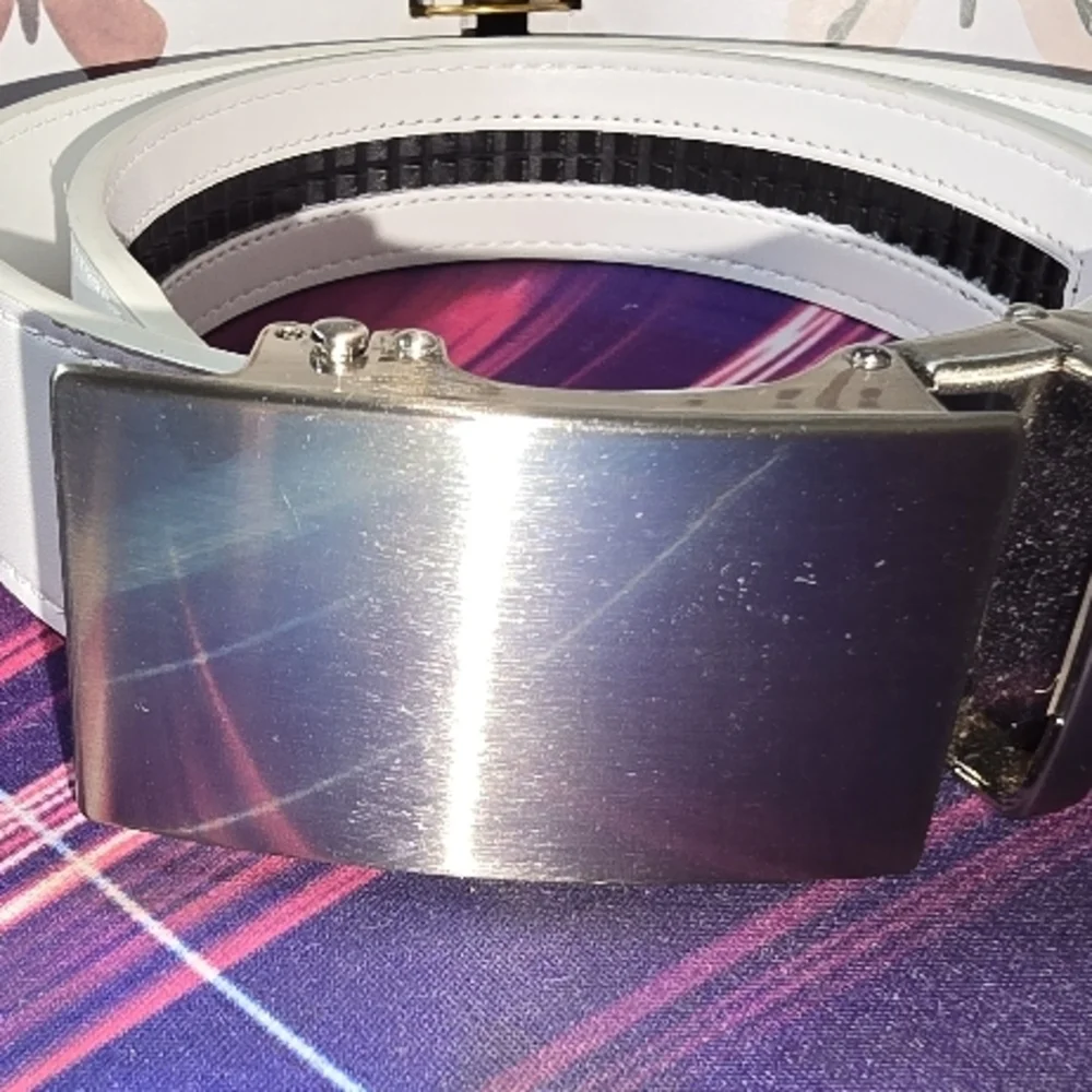 Stylish White Belt with Silver Buckle